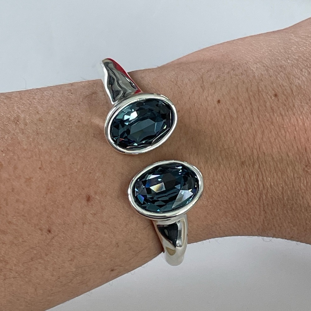 Uno de 50 Bracelet - NEVER SEEN - Silver with Blue Swarovski Crystal - Picture 12 of 14